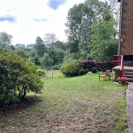 L' Extravagante Im Garten Von Schloss Lägenhet Schmidtheim