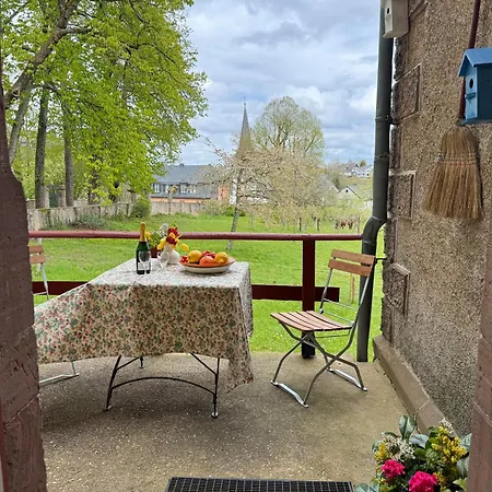 L' Extravagante Im Garten Von Schloss Schmidtheim
