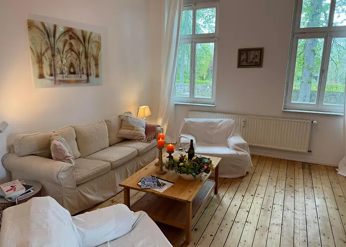 L' Extravagante Im Garten Von Schloss *