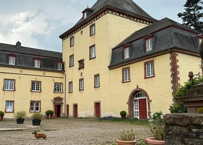 L' Extravagante Im Garten Von Schloss Апартаменты *