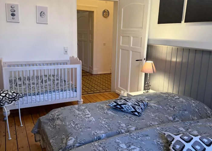 Appartement L' Extravagante Im Garten Von Schloss *