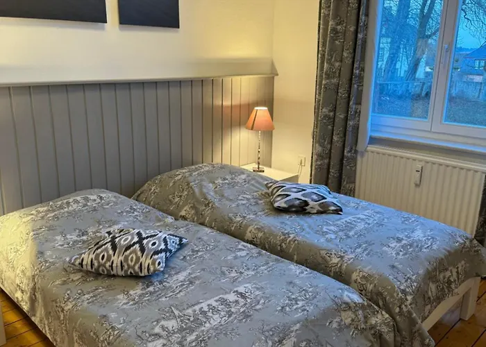 L' Extravagante Im Garten Von Schloss Апартаменты Schmidtheim